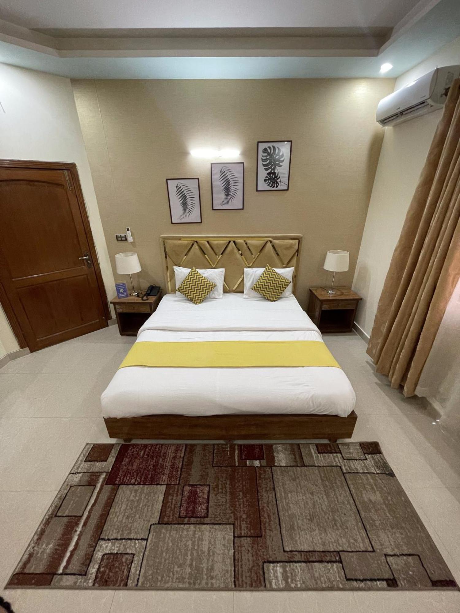 Umda Horizon Hotel Islamabad Buitenkant foto